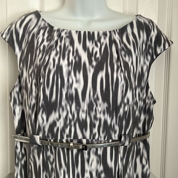 Calvin Klein Grey/White Cap Sleeve Empire Waist Shift Dress Size 12 NWT - Picture 2 of 16